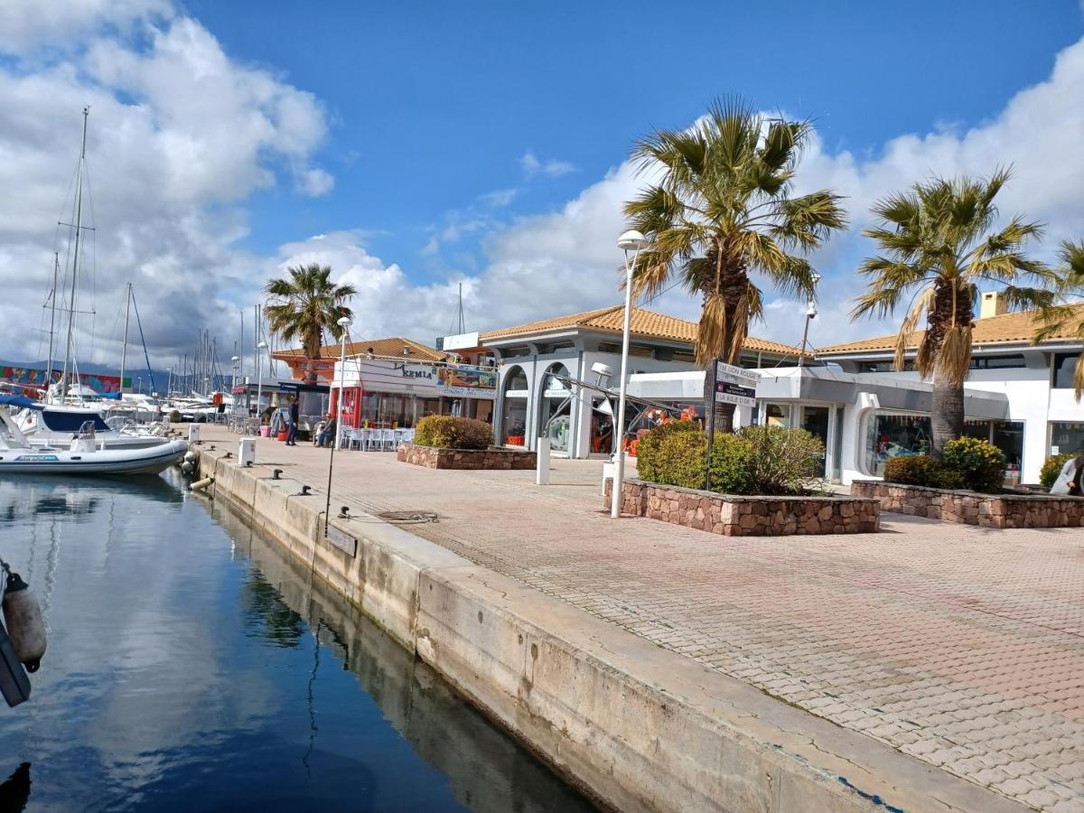 Appart Cosy En Bord De Mer - Port Santia Lucia St Raphael Saint-Raphael  Exterior photo